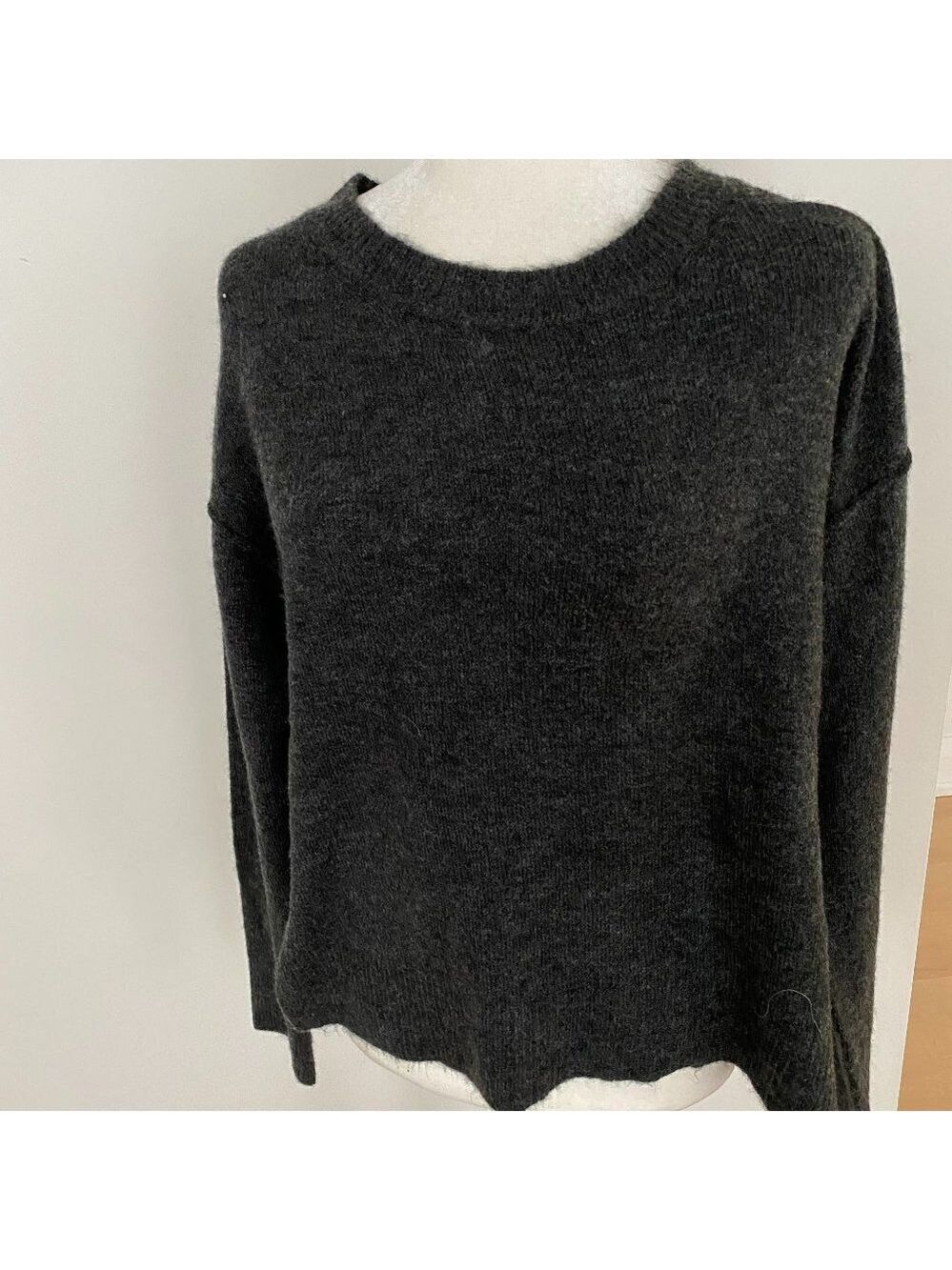 MAX Studio Crew Neck Charcoal Grey Sweater Small BNWOT Side Split